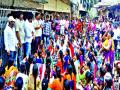 सेंट मेरी शाळेसमोर पालकांचे ठिय्या आंदोलन - Marathi News | Parents' Stance Movement in front of St. Mary's School | Latest thane News at Lokmat.com