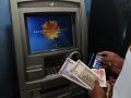 एटीएममधून 100च्या नोटा का मिळत नाहीत?, जाणून घ्या सत्य - Marathi News | No Rs 100s in ATMs? Blame it on sizes SSS | Latest national Photos at Lokmat.com