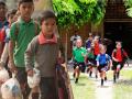 प्लास्टिक द्या, शिक्षण घ्या; गरिबांना मोफत शिक्षण देणारी अनोखी शाळा - Marathi News | This School In Assam Accepts Plastic As School Fee | Latest national Photos at Lokmat.com