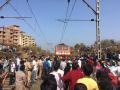 टिटवाळा-आंबिवली दरम्यान नागरिकांचा रेल रोको  - Marathi News | Citizens stop the train during Titwala-Aambivli | Latest thane Videos at Lokmat.com