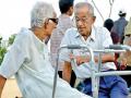जागतिक ज्येष्ठदिन : कोणी तरी बोला रे आमच्याशी थोडं... - Marathi News | World's old age people Day: Say something to us a little bit ... | Latest pune News at Lokmat.com