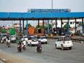 दरवर्षी ₹400 कोटींची कमाई; या टोलनाक्याने सरकारची तिजोरी भरली... - Marathi News | Toll Tax: Earning ₹400 crore every year; This toll booth filled the government's coffers | Latest national News at Lokmat.com