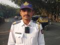 पुणेकरांनाे सावधान !! पाेलिसांचा बाॅडी कॅमेरा तुम्हाला बघताेय - Marathi News | Beware Puneites !! The police Body camera looks at you | Latest pune News at Lokmat.com