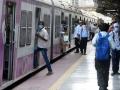 Pune Local Train: प्रवाशांना दिवाळी भेट; एकेरी तिकीट उपलब्ध, मासिक पासची सक्ती रद्द - Marathi News | diwali gift to passengers single ticket available monthly pass forced cancellation | Latest pune News at Lokmat.com
