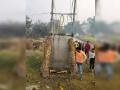 चोरट्यांनी चक्क ट्रांसफॉर्मर पळवला; संपूर्ण गाव 25 दिवसांपासून अंधारात - Marathi News | Thieves stole transformer; village in darkness for 25 days | Latest national News at Lokmat.com