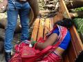 चेंबूरमध्ये झाड कोसळून आणखी एका महिलेचा दुर्दैवी मृत्यू - Marathi News | Unfortunate death of another woman in Chembur tree collapsed | Latest mumbai Photos at Lokmat.com