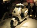 या भारतीय कंपनीची हायब्रिड स्कूटर येणार....70 चे मायलेज देणार - Marathi News | Indian company TVS iQube Hybrid scooter will come ... | Latest auto News at Lokmat.com