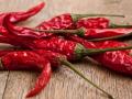 लॉकडाऊनमुळे लाल मिरचीचे भाव चढेच - Marathi News | Lockdown has pushed up the price of red chillies | Latest nagpur News at Lokmat.com