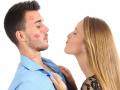 Kiss Day : किसचे वेगवेगळे प्रकार आणि त्यांचे हे अर्थ तुम्हाला माहीत आहेत का? - Marathi News | Kiss Day: Do you know different types of kiss and their meaning? | Latest relationship News at Lokmat.com