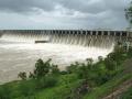 उजणी धरणात गतवर्षीपेक्षा यंदा सात टक्के जादा पाणीसाठा - Marathi News | Ujani dam has 7 percent more water storage this year than last year | Latest pune News at Lokmat.com