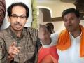 Shiv Sena vs. Navneet Rana at Matoshree: रवी राणांचा ताबा सुटला! पोलीस ठाण्याच्या पायऱ्यांवर मुख्यमंत्र्यांना शिवीगाळ - Marathi News | Shiv Sena vs. Navneet Rana at Matoshree: Ravi Rana loses control! abusive words used for Chief Minister Uddhav Thackreay on the steps of the Khar police station | Latest maharashtra News at Lokmat.com