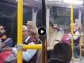 प्रवाशांनी भरलेल्या बसमध्ये माकडाची दहशत; व्हिडीओ पाहून नेटकऱ्यांमध्ये पिकला हशा!  - Marathi News | Monkey enter in lucknowand creates panic ituation amongs passengers video goea viral on social media  | Latest social-viral News at Lokmat.com