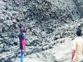 उमटे धरणामुळे गावांना धोका; ग्रामस्थांच्या तक्रारीकडे प्रशासनाचे दुर्लक्ष - Marathi News | Villages risk due to common damages; Neglect in the administration of the villagers | Latest raigad News at Lokmat.com