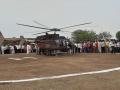वधूला आणण्यासाठी पाठविले हेलिकॉप्टर, आख्या पंचक्रोशीत चर्चा  - Marathi News | The helicopter sent to bring the bride | Latest solapur News at Lokmat.com