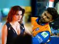 Urvashi Rautela Rishabh Pant Memes: "आग ऐसी लगाई मजा आ गया..."; उर्वशी रौतेला-रिषभ पंत वादावर भन्नाट मीम्स व्हायरल - Marathi News | Urvashi Rautela vs Rishabh Pant Controversy Hilarious Memes Viral over interview waiting and missed calls Instagram posts | Latest filmy Photos at Lokmat.com