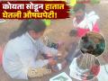 Ustod Mahila Kamgar : जखमी मजुरांसाठी देवदूत ठरल्या 'आरोग्य साथी'; फडावरच सुरू झाली आरोग्य सेवा - Marathi News | latest news Ustod Mahila Kamgar: 'Health Companions' became angels for injured laborers; Health services started on the platform itself | Latest agriculture News at Lokmat.com