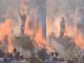 धक्कादायक प्रकार; जळत्या होळीत तरुणाने मारली उडी, पुढे...पाहा Video - Marathi News | Uttar Pradesh: Shocking incident; Young man jumps into burning Holi, watch video | Latest national News at Lokmat.com