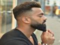 बिअर्ड लूकची हौस असेल तर जाणून घ्या दाढी येण्याचं योग्य वय काय? - Marathi News | Tips for beard growth in easiest way | Latest beauty News at Lokmat.com
