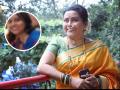 'नवा गडी नवं राज्य'फेम सुलक्षणाबाईंची रिअल लाइफ लेक आहे डॉक्टर; तुम्ही पाहिलंय का तिला? - Marathi News | nava gadi nav rajya actress varsha dandale daughter photos | Latest filmy Photos at Lokmat.com