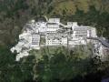 पहिल्यांदाच वैष्णोदेवीला जाताय? जाणून घ्या खास गोष्टी! - Marathi News | First time you go to Vaishno Devi? Learn Special Things! | Latest travel Photos at Lokmat.com