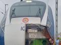 Vande Bharat Express Accident: मुंबईहून गुजरातला जाणाऱ्या वंदे भारत एक्स्प्रेसला अपघात, मोठी दुर्घटना टळली - Marathi News | Accident on Vande Bharat Express from Mumbai to Gujarat | Latest national News at Lokmat.com