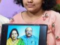 बेटा हिंमत रखना! कोरोनात आईवडील दोघे गेले, लेकीने 99% मार्क मिळवत राखला त्यांचा मान - Marathi News | | Latest sakhi News at Lokmat.com