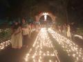 वसईचा किल्ला १११ मशाली व ११,१११ दिव्यांनी उजळला ! - Marathi News | Vasai fort lit up with 111 torches and 11,111 lamps! | Latest vasai-virar News at Lokmat.com