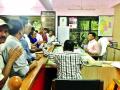 तलाठ्यांच्या मनमानीला चाप, तहसीलदारांनी वेसण ताणली, खाजगी सहायकांना मनाई, फौजदारी कारवाई करणार - Marathi News | Talathi arbitrage arc, tehsildar wesen tension, ban private assistants, take criminal action | Latest vasai-virar News at Lokmat.com