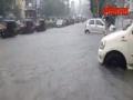 जोरदार पावसामुळे वाशीमध्ये सखल भागात साचले पाणी - Marathi News | Heavy rains lead to water-logging in vashi | Latest navi-mumbai Videos at Lokmat.com