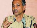 पोलीस आयुक्त उतरले रस्त्यावर आणि उडाला एकच गोंधळ...  - Marathi News | Police commissioner Dr K Venkatesham surprise visit at Yerwada | Latest pune News at Lokmat.com