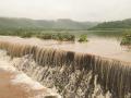 मुसळधार पावसाने छत्रपती संभाजीनगर जिल्ह्यातील लघु, मध्यम प्रकल्प तुडुंब; नद्या-नाल्यांना पूर - Marathi News | Heavy rains destroy small and medium projects in Chhatrapati Sambhajinagar district; Rivers and drains flood | Latest chhatrapati-sambhajinagar News at Lokmat.com