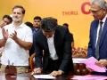 तामिळनाडू 'विजय'पथावर! मुख्यमंत्रिपदाची शपथ घेताच जनतेला दिले मोफत विजेचे गिफ्ट - Marathi News | Tamil Nadu on the path to 'Growth'! As soon as he took oath as Chief Minister, he gave the gift of free electricity to the people | Latest national News at Lokmat.com