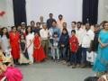 'देशी' प्रत्येकाला अंतर्मुख करायला लावणारा लघुपट- वीणा जामकर - Marathi News | Veena Jamkar - a short film that makes 'Desi' entice everyone | Latest kolhapur News at Lokmat.com