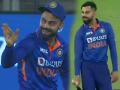 Virat Kohli Dance, IND vs WI 2nd ODI: बदला घ्यावा तर विराटनेच! स्मिथचा झेल घेतल्यानंतर विराटने केला भन्नाट डान्स - Marathi News | Virat Kohli takes revenge as he clinches superb catch of Odian Smith on Boundary line IND vs WI 2nd ODI | Latest cricket News at Lokmat.com