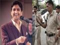 Kumar Vishwas : कुमार विश्वास यांच्या घरी पंजाब पोलिसांचे पथक, फोटो शेअर करत भगवंत मान यांना दिला इशारा - Marathi News | Kumar Vishwas | Bhagwant Mann | Arvind Kerjiwal | AAP | Punjab police reaches Kumar Vishwas home, he warns CM Bhagwant Mann and Arvind Kerjiwal | Latest national News at Lokmat.com