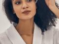 Skin Care Tips : व्हिटॅमिन इ असलेले महागडे स्कीन सिरम आता घरीही बनवता येईल, पाहा सोपी पद्धत - Marathi News | | Latest sakhi News at Lokmat.com