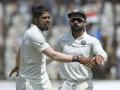 IND vs WI : उमेश यादववर झाला कोहली फिदा; पाहा हा व्हीडीओ - Marathi News | IND vs WI: virat Kohli happy on Umesh Yadav, Watch this video | Latest cricket News at Lokmat.com