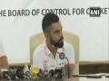 India vs Australia : भारताच्या फलंदाजांना विराट कोहलीने दिली समज - Marathi News | India vs Australia: Virat Kohli has given his teammates knowledgeable about batsmen | Latest cricket News at Lokmat.com