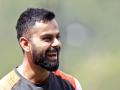 भारतात खेळायला विराटला हवी इंग्लंडमधली 'ही' गोष्ट - Marathi News | virat Kohli wants Dukes balls to be used in Test matches | Latest cricket News at Lokmat.com