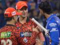 IPL 2025 MI vs SRH : वानखेडेच्या खेळपट्टीनं रंग बदलला; पण MI नं विजयाचा ट्रॅक नाही सोडला! - Marathi News | IPL 2025 MI vs SRH 33rd Match Tilak Varma Four Mumbai Indians Won By 4 Wkts Against Sunrisers Hyderabad | Latest cricket News at Lokmat.com