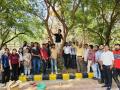 विद्यापीठ परिसरात पक्ष्यांसाठी लावले जलपात्र - Marathi News | a water tank for birds in the university premises in nagpur | Latest nagpur News at Lokmat.com