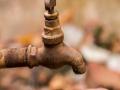 सातारा जिल्ह्यातील गावात १४ टाक्यांचा थाट; पाण्याचा ठणठणाट! - Marathi News | Increase in water scarcity In Phaltan Taluka of Satara District | Latest satara News at Lokmat.com