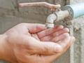 शहरात तांत्रिक कारणांमुळे पाणी पुरवठा बंद, नागरीक हवालदिल - Marathi News | Water supply crisis: Citizens are worried | Latest kolhapur News at Lokmat.com