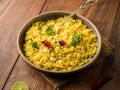 खिचडी खा, वजन घटवा! 5 प्रकारच्या पौष्टिक खिचडी, वजन घटवतानाही गमवू नका कम्फर्ट फूडचा आनंद! - Marathi News | | Latest sakhi News at Lokmat.com