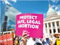 स्त्रीच्या पोटातला गर्भ ही ‘व्यक्ती’ कधी होते? - Marathi News | When is a fetus a 'person' in a woman's womb? | Latest international News at Lokmat.com
