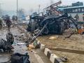 Pulwama Terror Attack : भारतीय लष्करावर झालेला आतापर्यंतचा सर्वात मोठा हल्ला - Marathi News | Pulwama attack: Death toll of CRPF personnel rises above 44 | Latest national Videos at Lokmat.com