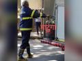 माटुंगा येथील लग्नाच्या हॉलमध्ये सिलेंडर गळती   - Marathi News | Fire at Matunga wedding hall | Latest mumbai News at Lokmat.com