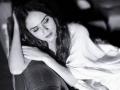 नेमक्या कोणत्या विचारात मग्न आहे अमृता ? - Marathi News | Amruta khanvilkar share black and white photo on social media | Latest filmy News at Lokmat.com