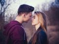 kiss day : किस करण्याचे फायदे वाचाल तर दररोज साजरा कराल किस डे! - Marathi News | kiss day : read the benefits of kissing | Latest relationship News at Lokmat.com