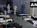CoronaVirus News : त्यांचा तो प्रवास ठरला अखेरचा! लॉकडाऊनमध्ये भीषण अपघात; 5 जणांचा मृत्यू, 11 जखमी - Marathi News | CoronaVirus Marathi News 5 laborers killed 11 injured in madhyapradesh SSS | Latest national News at Lokmat.com